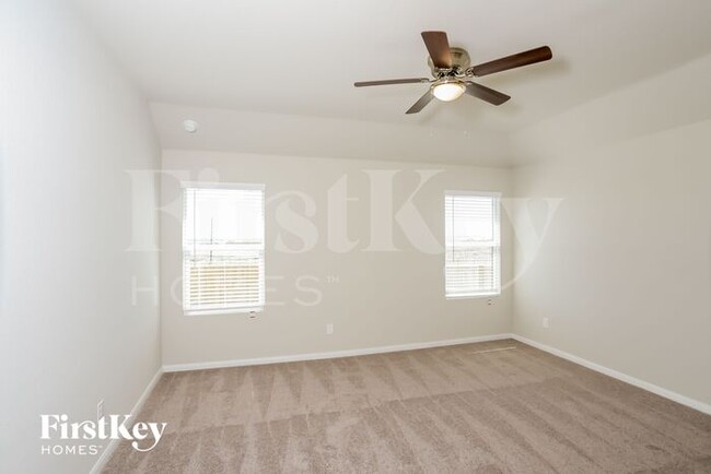 Foto del edificio - 6775 Hatchery Way