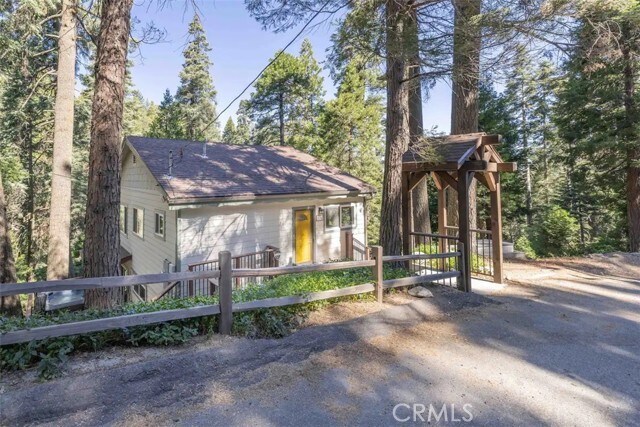 Building Photo - 576 Kuffel Canyon Rd