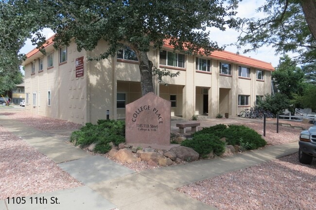 Building Photo - 1105 11th St