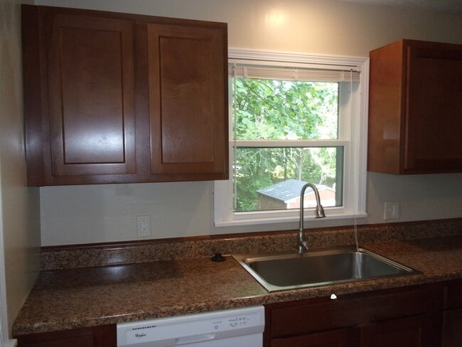 Building Photo - 3538 Orchard Dr