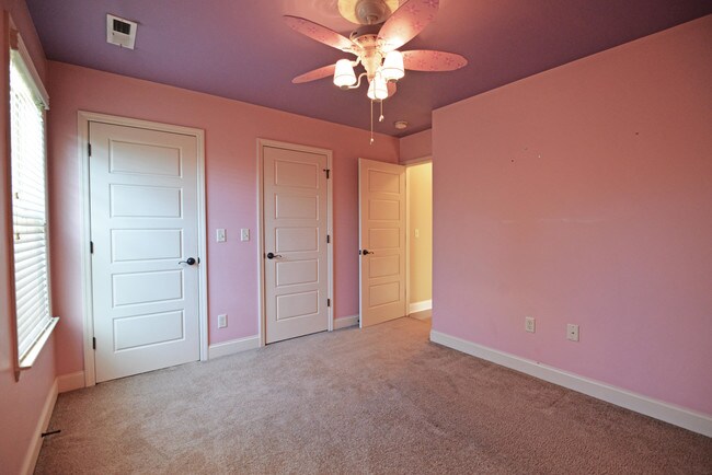 Foto del edificio - 3384 Willow Lake Cir