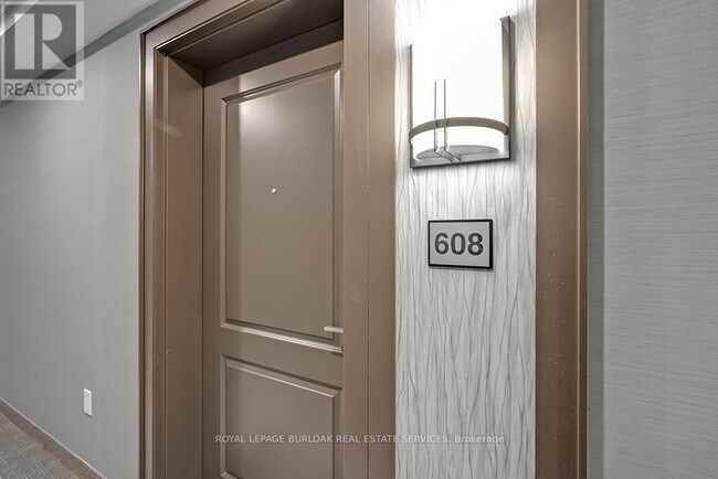 Photo du bâtiment - 470-470 Dundas St E