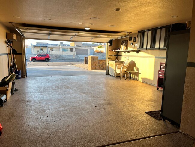 Foto del edificio - 3230 Kiowa Blvd S