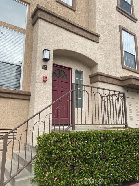 Foto del edificio - 66 Montana Del Lago Dr