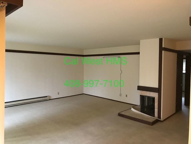 Foto del edificio - 500 W Middlefield Rd