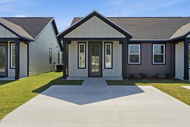 Foto del edificio - 2316 E 19th Pl