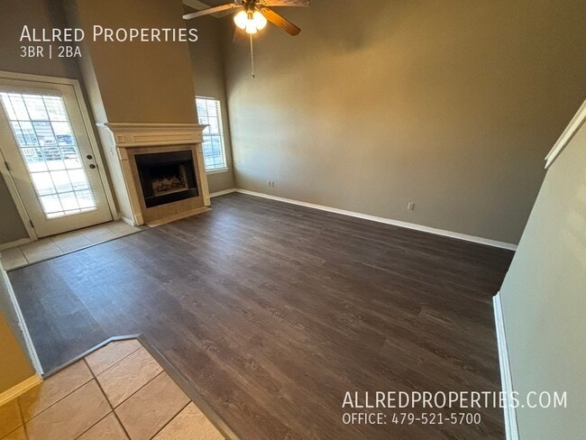 Photo - 1712 N Chestnut Ave Townhome