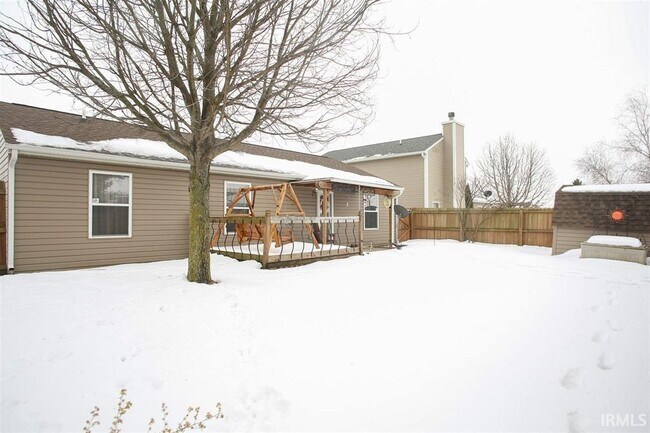 Building Photo - 420 Atwood Dr