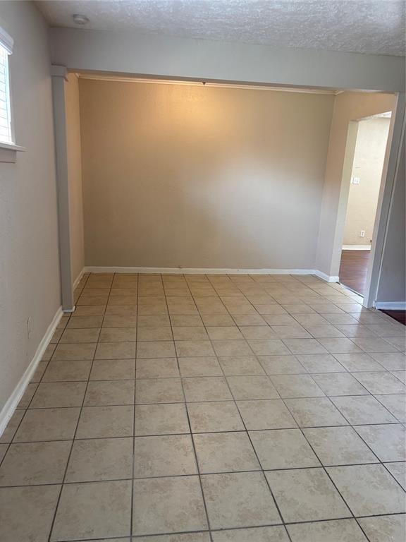 Building Photo - 3208 Suiter Way