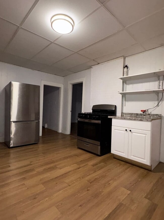 58-60 Temple Street - 58-60 Temple Street Apartment