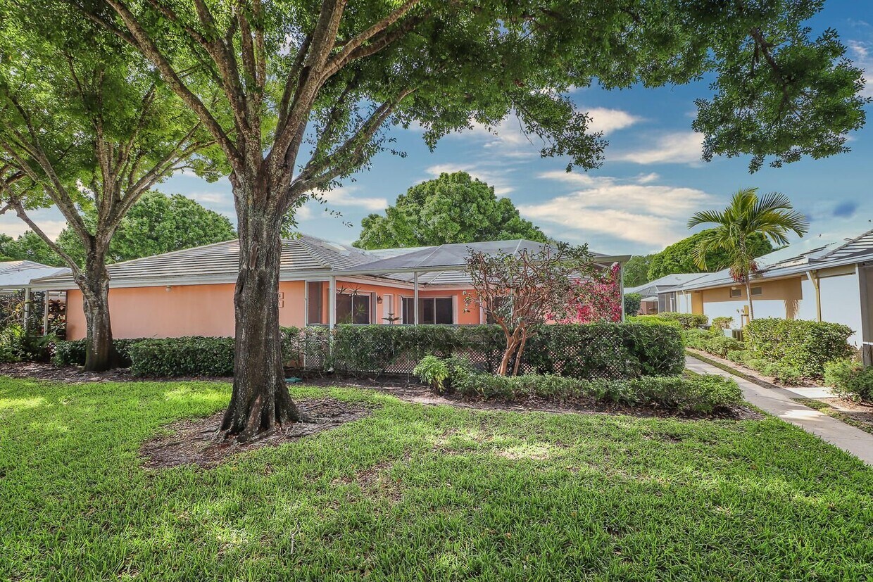 3401 Lakemont Ct, Palm Beach Gardens, FL 33403 Townhome Rentals in