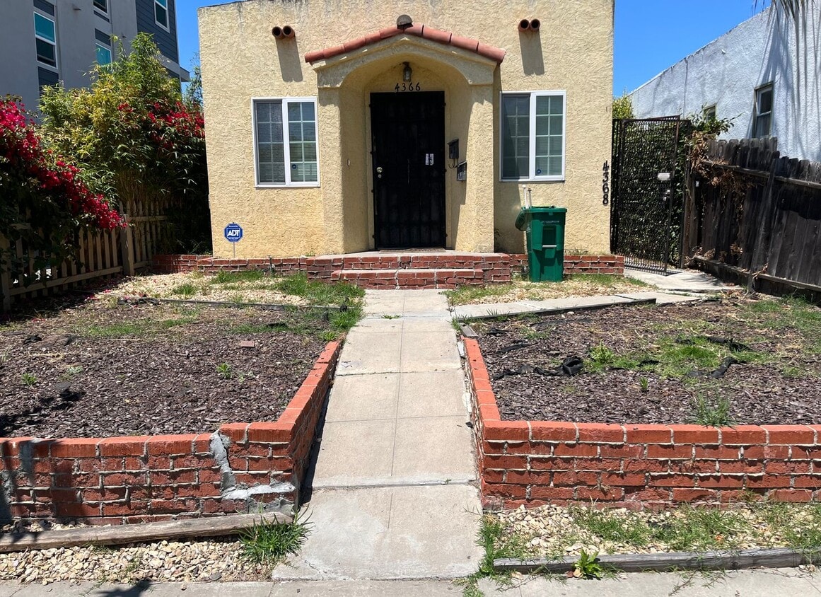 43664368 Felton St Unit 4366 Felton St, San Diego, CA 92104 Room for