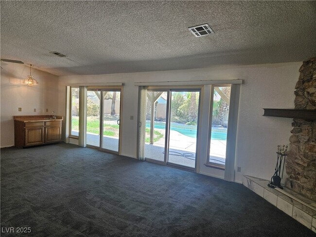 Foto del edificio - 7733 Radcliff St