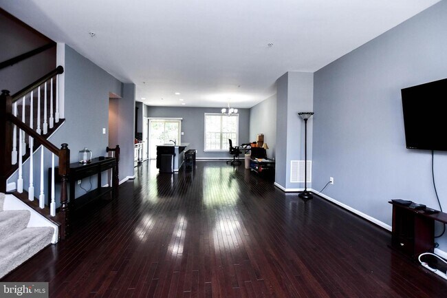Building Photo - 15516 Lady Lauren Ln