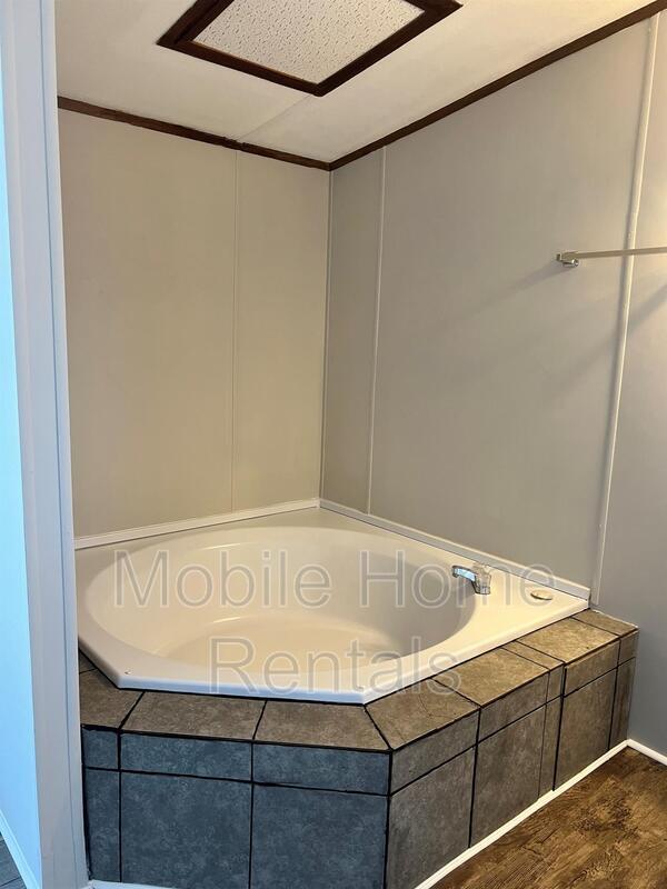 Foto del edificio - 2836 Dottie Ln