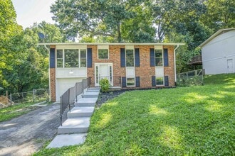 Building Photo - 6516 Ellesmere Dr NW