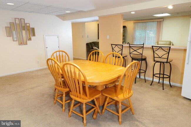 Building Photo - 14513 Clover Hill Terrace