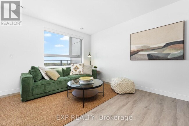 Building Photo - 100-100 Manett Crescent
