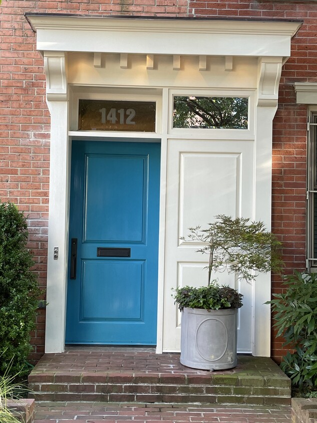 Primary Photo - 1412 Corcoran St NW