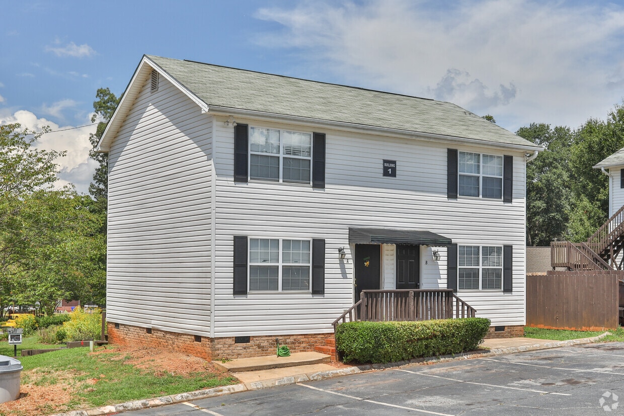 35 Allendale Ln, Greenville, SC 29607 Apartments in Greenville, SC