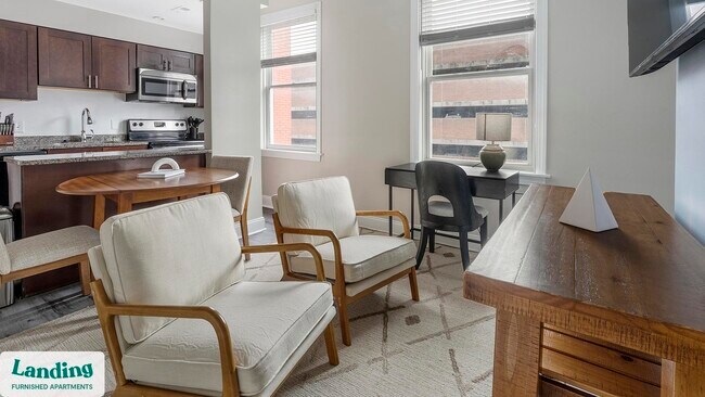 Building Photo - 617 W Lexington St