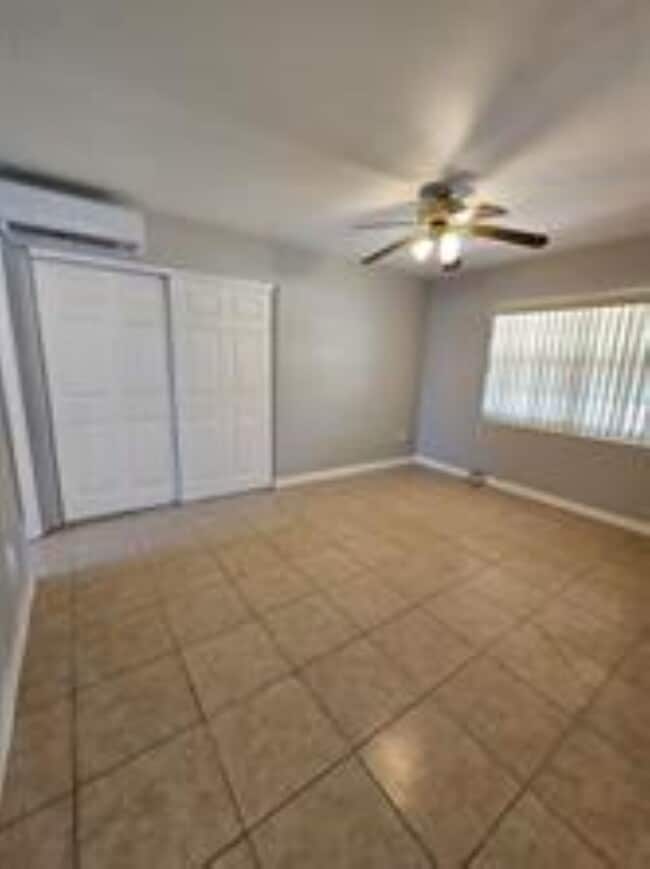 Foto del edificio - 1544 NW 6th Ave