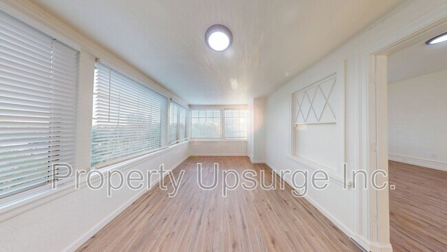 Foto del edificio - 1245 Grant St
