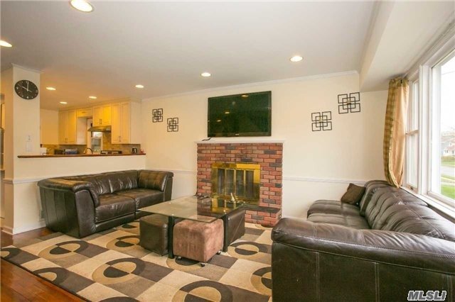 Building Photo - 50 Fieldstone Dr