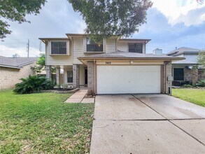 Building Photo - 3610 Honey Creek Dr