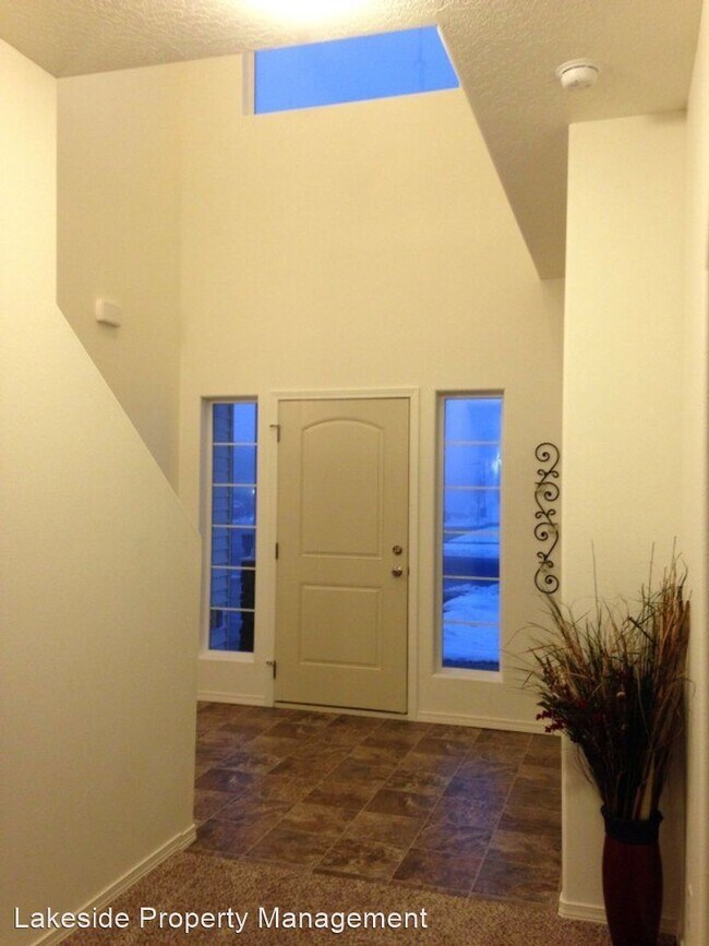 Building Photo - 3 br, 2.5 bath House - 7480 N Downing Lane