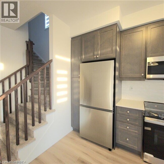 Photo du bâtiment - 55 TOM BROWN Dr