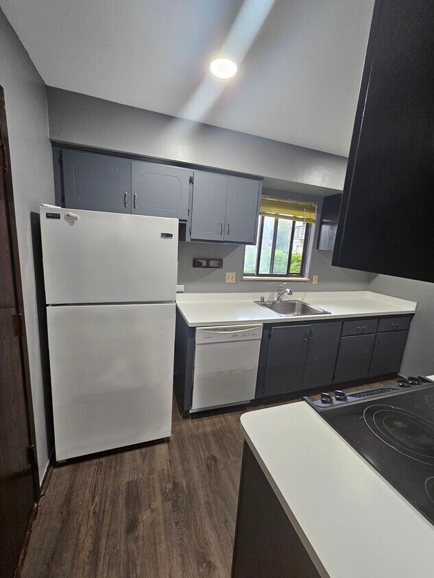 Foto principal - 6980 N Raintree Ct