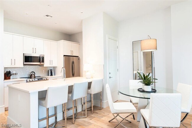 Foto del edificio - 101 8th St S