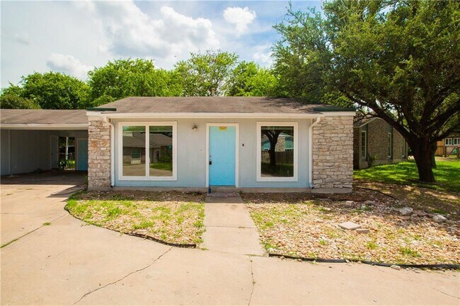 Building Photo - 5810 Cherry Park