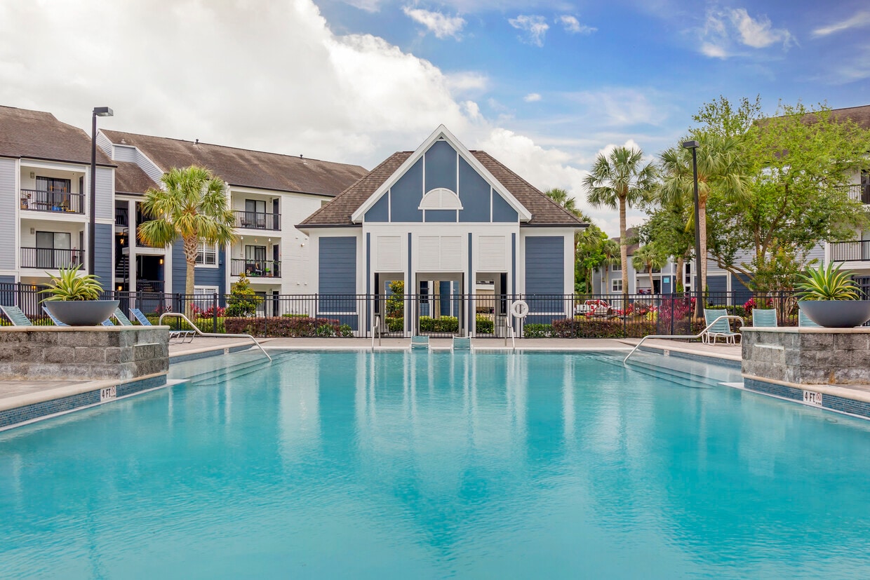 Resort Style Pool - The Phoenix Orlando
