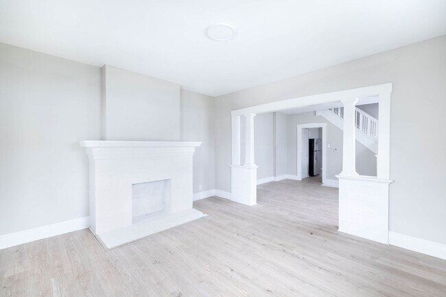 Foto del edificio - 3848-50 North Capitol Avenue