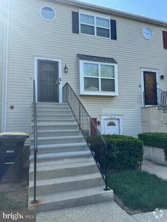 Building Photo - 11246 Hannah Way
