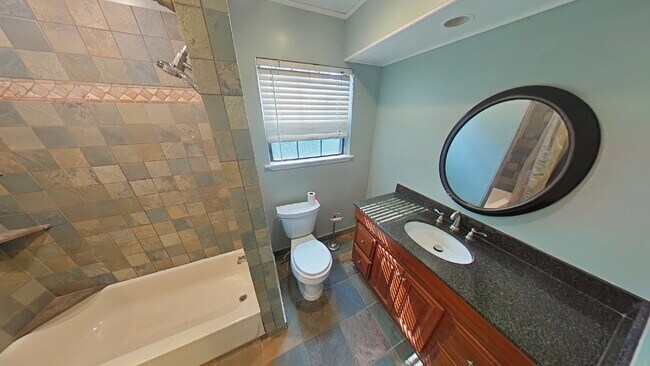 Foto del edificio - 3-Bedroom Home in Royal Oak – 1242 Sq. Ft....