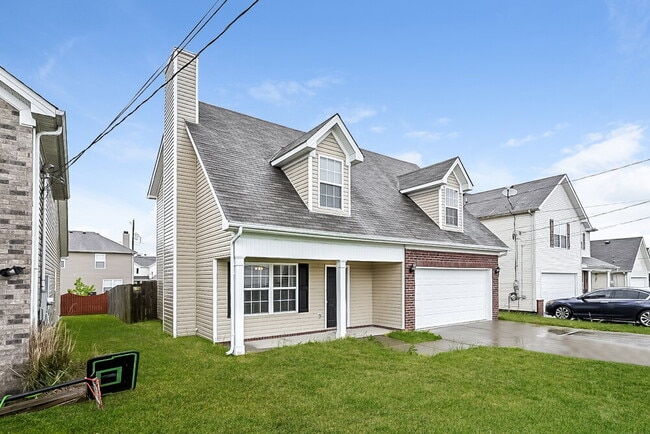 Building Photo - 319 Sarna Dr