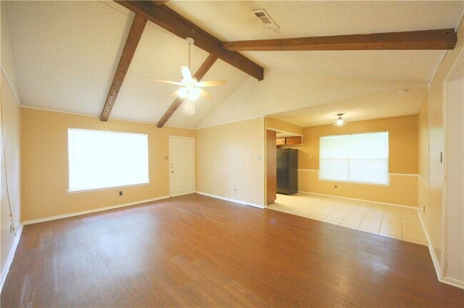 Foto del edificio - 12313 Willow Wild Dr