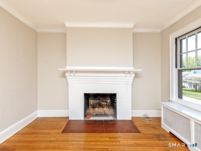 Building Photo - 89-91 Maplewood Ave