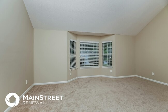 Building Photo - 6144 Idlewood Manor