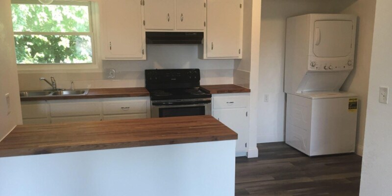 Primary Photo - Creekside Apartment Homes