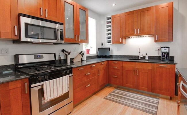 Foto del edificio - 3827 Liberty Ave