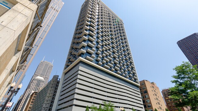 Building Photo - 235 W Van Buren St