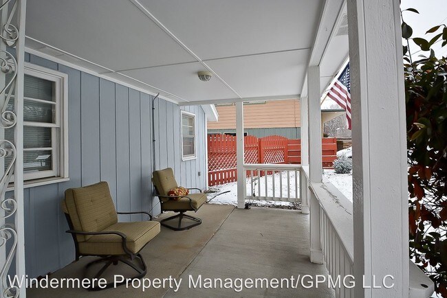 Building Photo - 3005 N 28th St