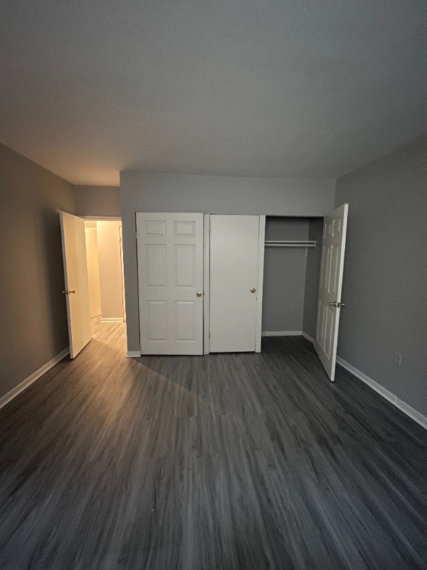 Building Photo - 30 Gillett St