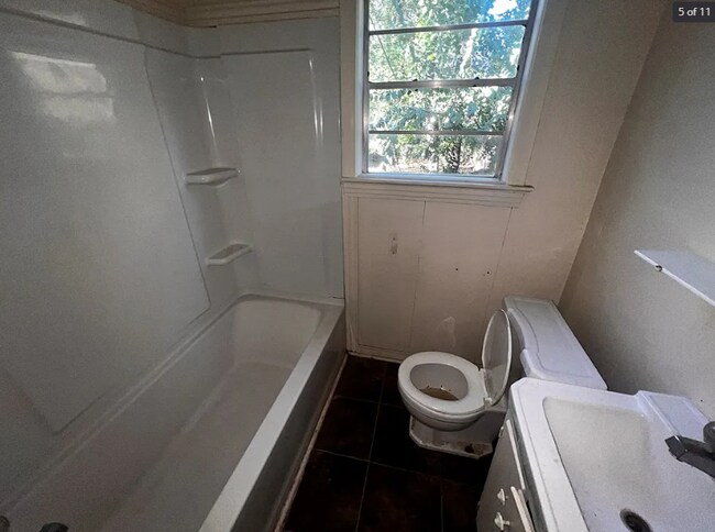 Foto del edificio - 849 Singapore Dr