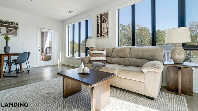 Building Photo - 318 W Corporation St