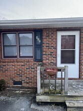 Building Photo - 409 Brookhaven Dr